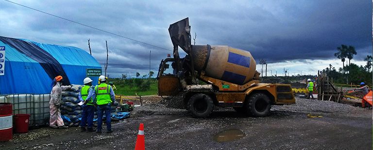 Construcción Carretera interoceanica -edegsa
